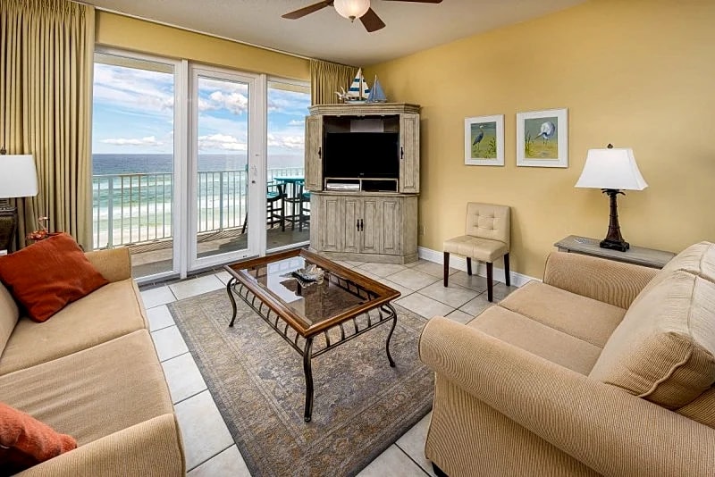 Sea Dunes 504: Spectacular Corner Unit! Spacious 3bed/ 3bath Gulf Front Unit! in Fort Walton Beach, Florida, United States — photo 2