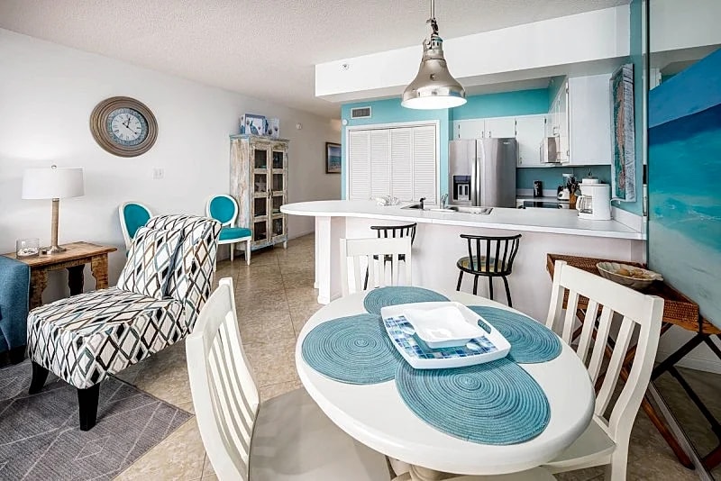 ETW 4004: beach front, sleeps 6, amazing views, FREE BEACH SERVICE, KEYLESS in Fort Walton Beach, Florida, United States — photo 4