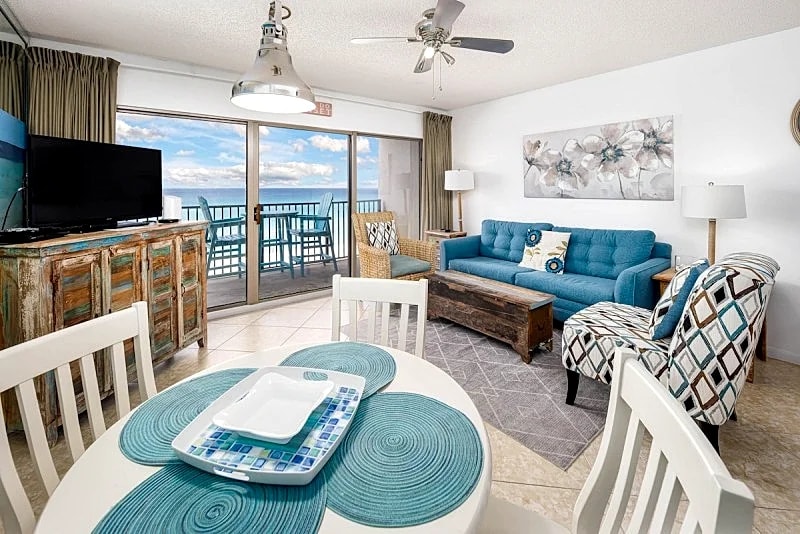 ETW 4004: beach front, sleeps 6, amazing views, FREE BEACH SERVICE, KEYLESS in Fort Walton Beach, Florida, United States — photo 2