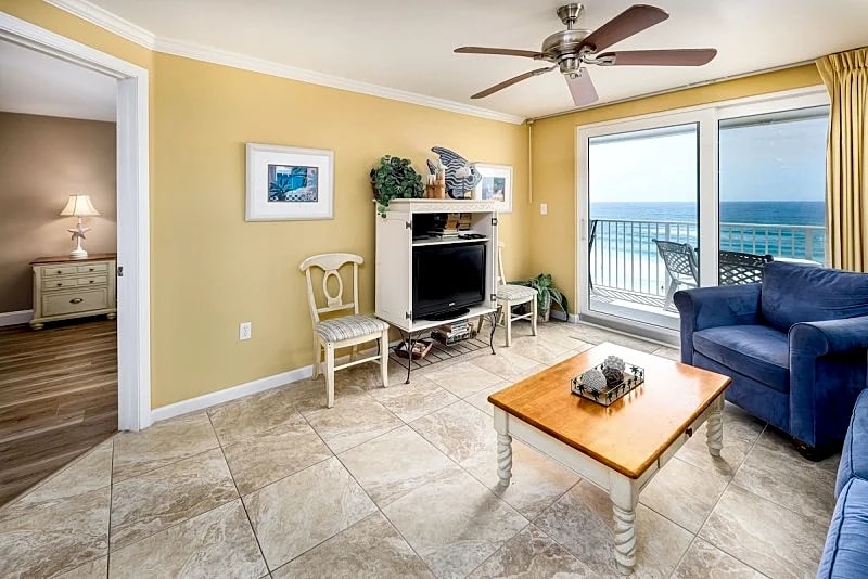 The Palms 502: Fantastic beach front, 2KING BEDS, FREE beach srvce+snorkeling in Fort Walton Beach, Florida, United States — photo 4