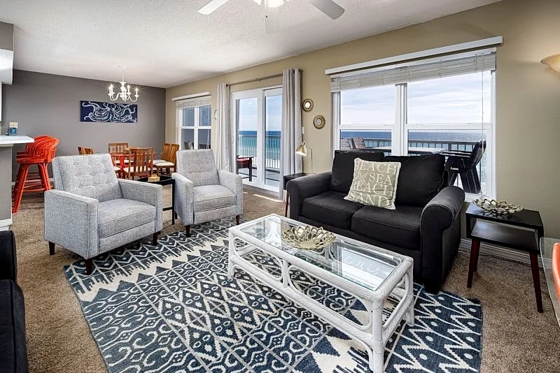 Islander 5008: *CHIC & COZY* Large private balcony,FREE golf in Fort Walton Beach, Florida, United States — photo 2