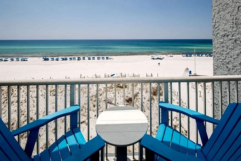 IBR 503: Updated Gulf Front Condo- Pool, Balcony, Free Beach Service & more! in Fort Walton Beach, Florida, United States — photo 2