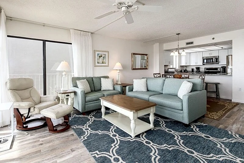 Gulfside 503: Corner condo with beachy décor, free beach service, great views in Fort Walton Beach, Florida, United States — photo 3