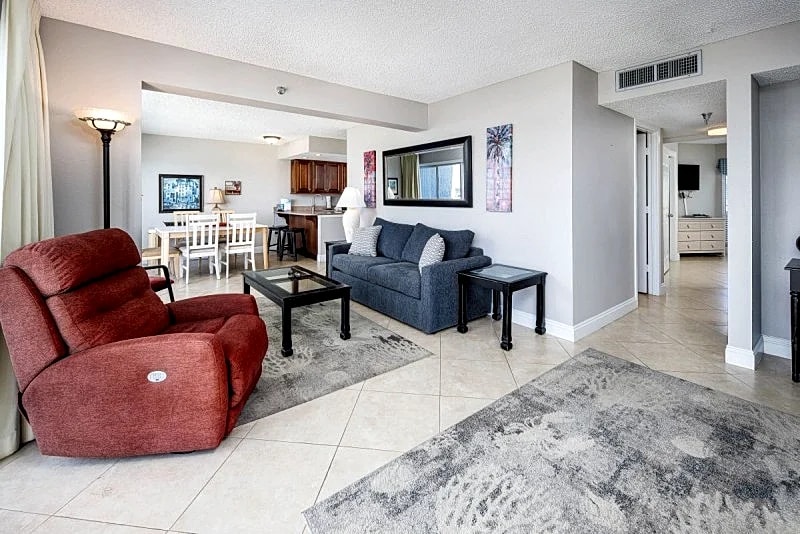 Islander 606:Islander 606:Amazing BEACH Side Condo~FREE Beach Service, Golf in Fort Walton Beach, Florida, United States — photo 2