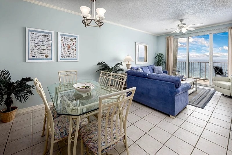 Gulf Dunes 615: Spectacular views,HDTVs, sleeps 8, FREE BEACH SERVICE in Fort Walton Beach, Florida, United States — photo 2