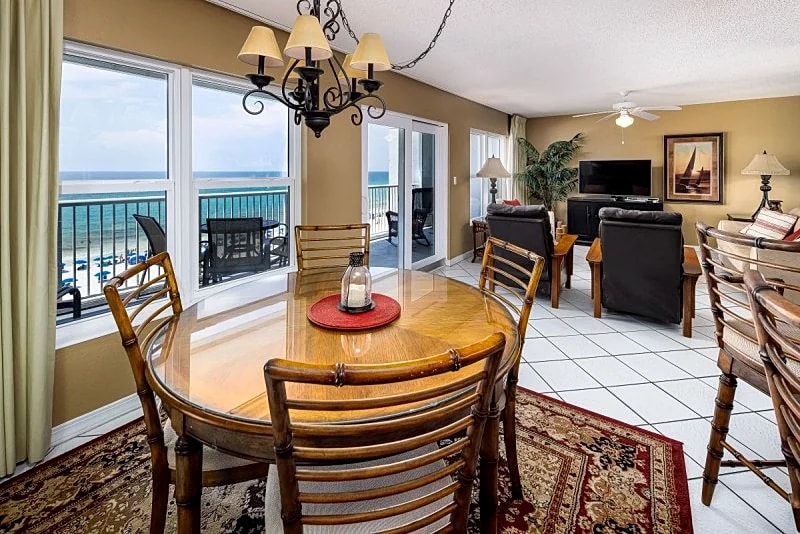 Islander 7008:Your next TOP FLOOR condo is RIGHT HERE! Free Beach Service! in Fort Walton Beach, Florida, United States — photo 4