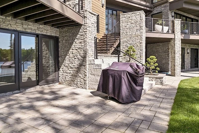 Luxury Winnipesaukee Home with 176 Ft Frontage Sleeps 17 in Moultonborough, New Hampshire, United States — photo 3