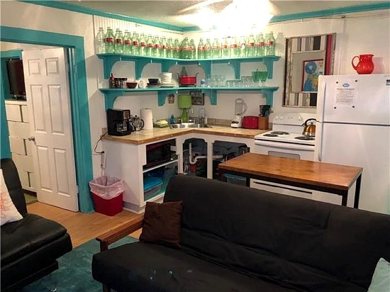 Surf Shack -1 bedroom beachfront paradise! in Folly Beach, South Carolina, United States — photo 4