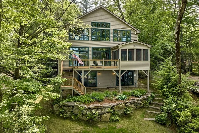 Your wait for the perfect Winnipesaukee Fall Foliage Home Is Over in Moultonborough, New Hampshire, United States — photo 2