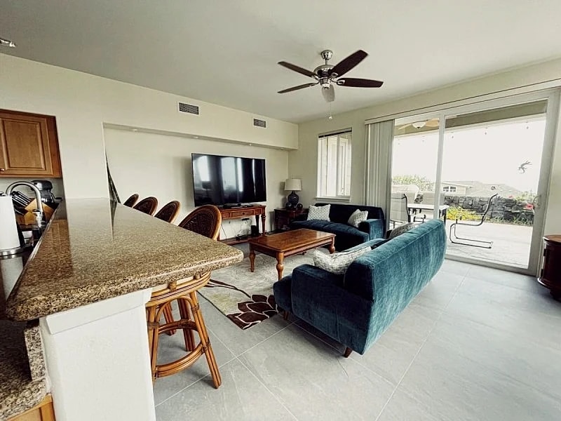 Alii Cove J-4 - Beautiful upgraded Townhome at the top of Alii Cove overlooking the ocean in North Kona, Hawaii, United States — photo 4