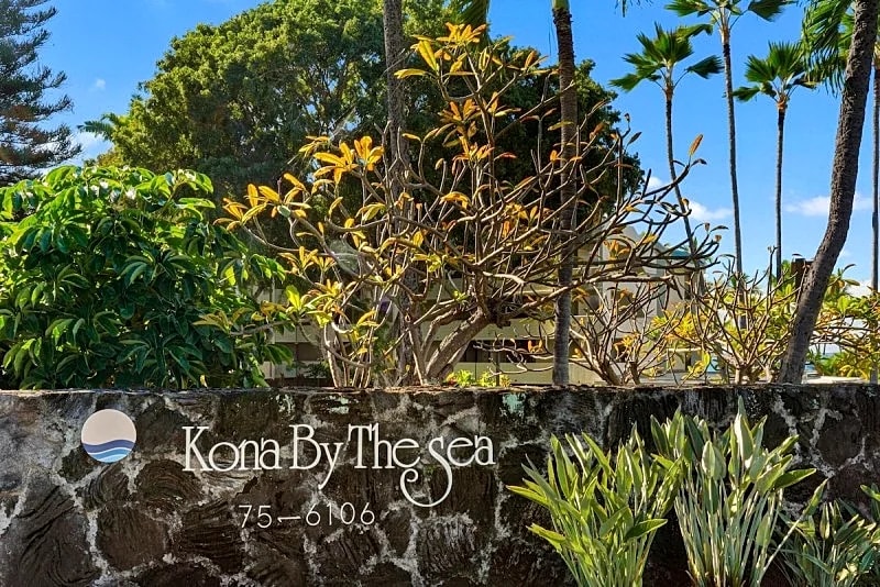 Kona By The Sea 315 - Direct ocean view in North Kona, Hawaii, United States — photo 2