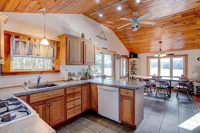 Pet Friendly Winnipesaukee Waterfront Home Sleeping for 8 in Moultonborough, New Hampshire, United States — photo 2