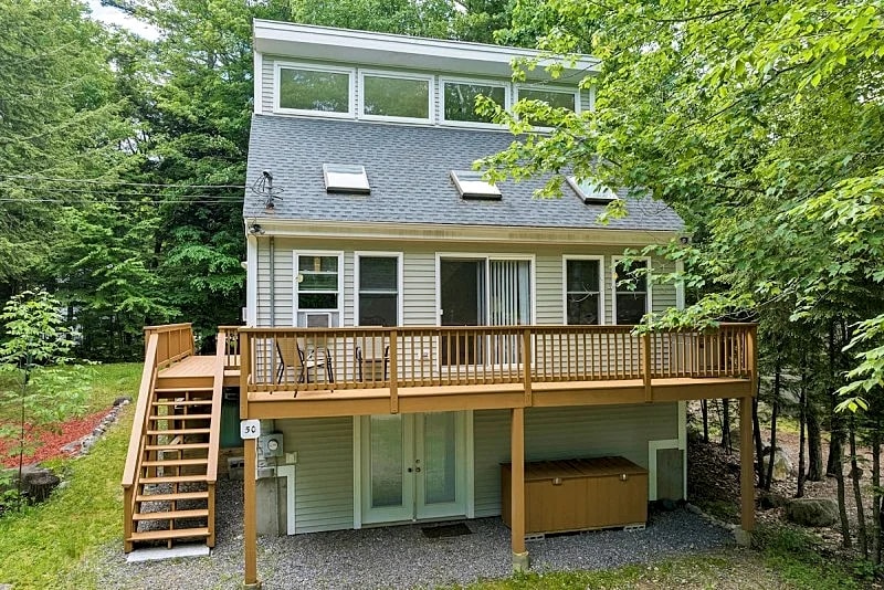 216 Jones: 2 BR, 2 BA House in Moultonborough, Sleeps 6