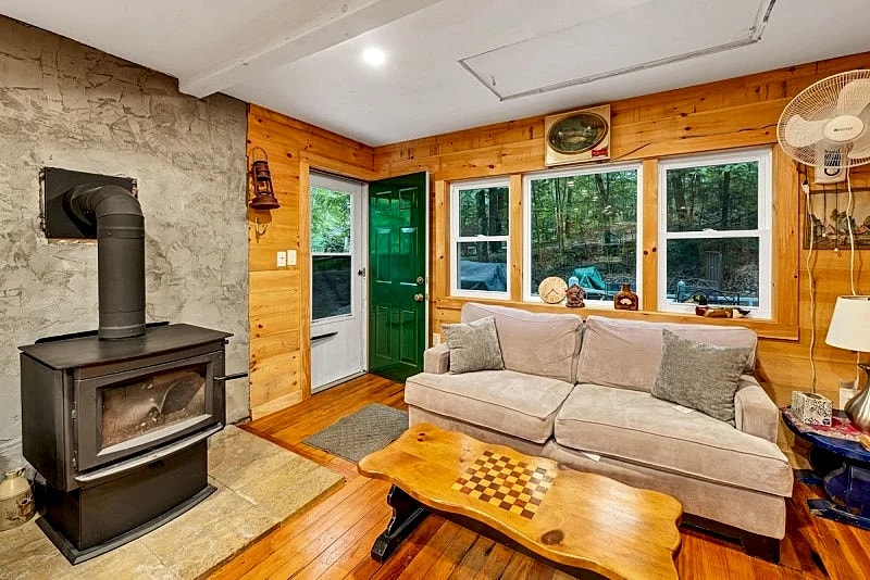 Adirondack inspired cottage with access to association beach on Lake Winni in Moultonborough, New Hampshire, United States — photo 3