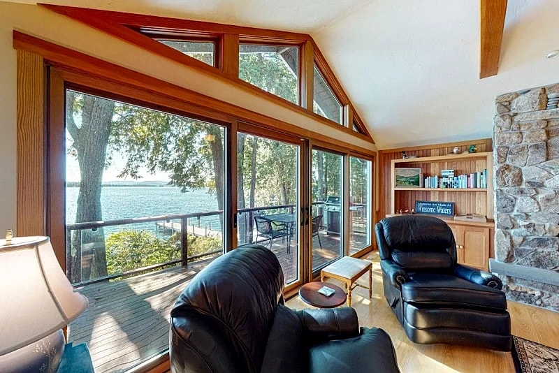 Beautiful Winnipesaukee Views Sleeping 10 in Moultonborough, New Hampshire, United States — photo 5