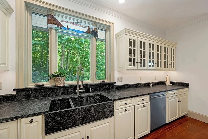 Welcome to your lakeside sanctuary at White Pine on Squam in Center Sandwich, New Hampshire, United States — photo 5