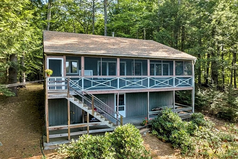 Escape to Natures Embrace Serenity Awaits on Squam Lake