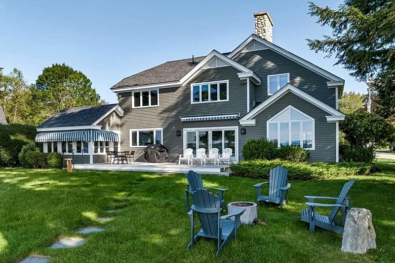 Winnipesaukee Waterfront home on Melvin Bay