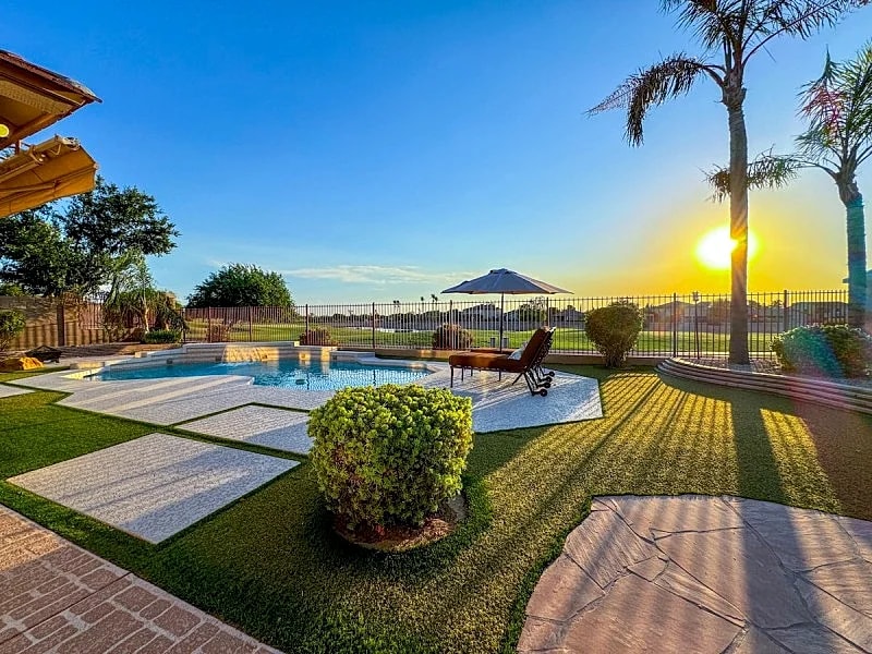 Golf Views, Heated Pool 30 night min. Seville. in Gilbert, Arizona, United States — photo 2