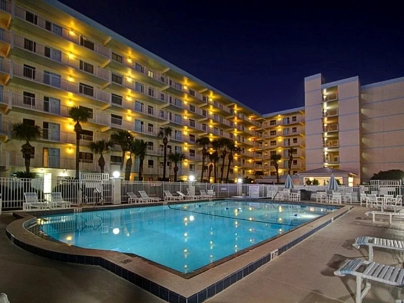 Sandcastles 715. Pure Luxury! Don't book til you look! SPECIAL RATES!