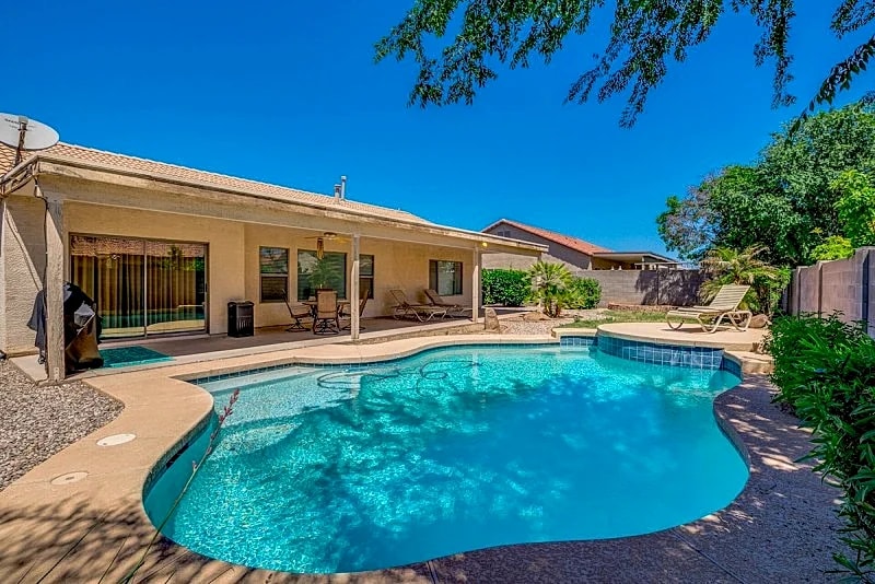 Queen Creek Pool Home! Close to Marketplace! in San Tan Valley, Arizona, United States — photo 2