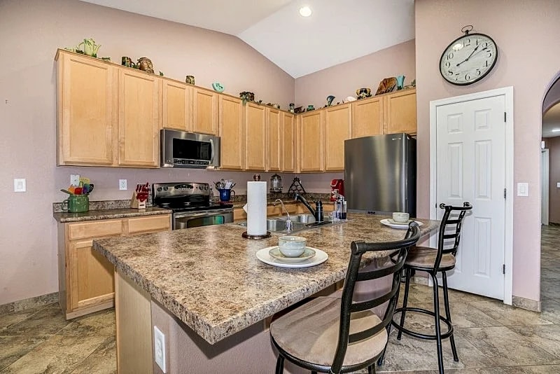 Queen Creek Pool Home! Close to Marketplace! in San Tan Valley, Arizona, United States — photo 5