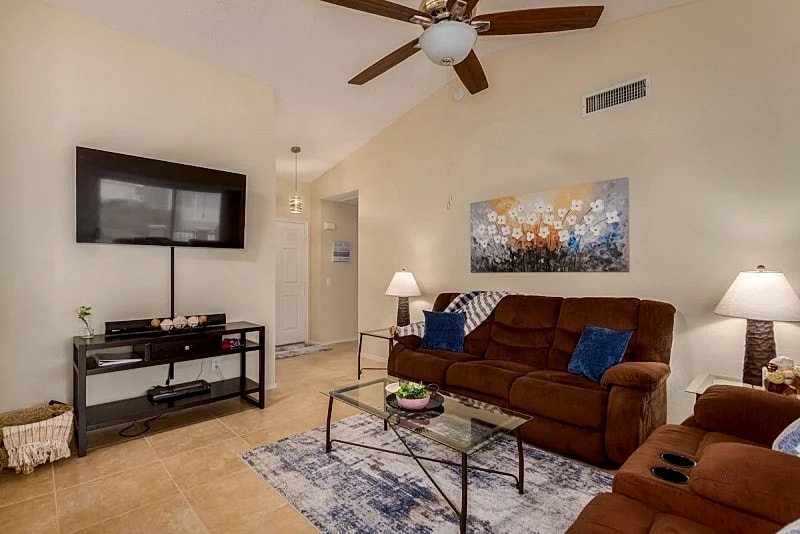 Sunbird Rental!  55+ Community w/ Amenities Galore in Chandler, Arizona, United States — photo 2