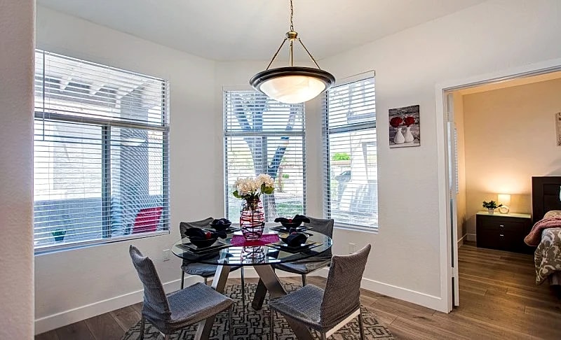 Ground Floor Poolside Condo! Mayo Clinic Shea Super Close! in Scottsdale, Arizona, United States — photo 5
