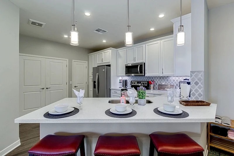 Wonderful 2 bedroom BRAND NEW Condo at The Cays Ocotillo! 30 Night Min! in Chandler, Arizona, United States — photo 5