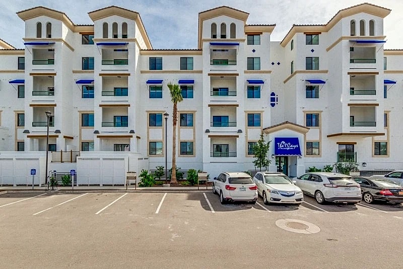 Cays Rental w/ Golf Moments Away! 30 Night Min! in Chandler, Arizona, United States — photo 4