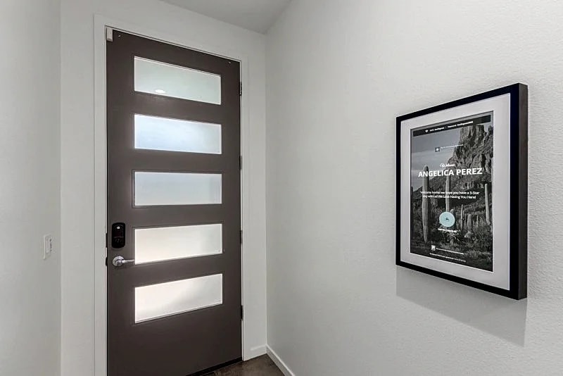 New Listing! Modern Home with Heated Pool Golf Community! in Gilbert, Arizona, United States — photo 4