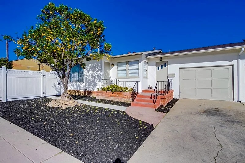 Beachcomber 1 - just 2 blocks from Tourmaline Beach (LJVRCA) in San Diego, California, United States — photo 3