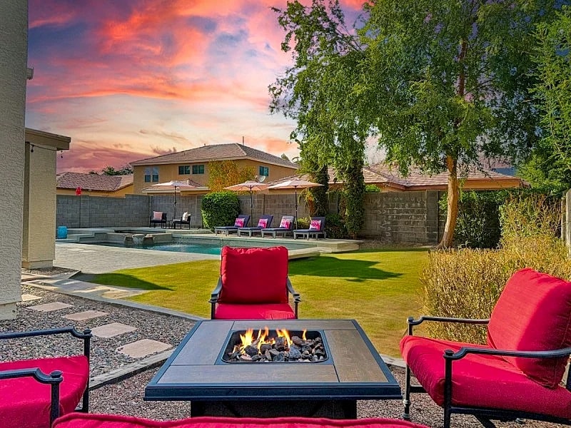 Dream Home in Gilbert! Fun Times, Lots of Amenities! Pool Home.