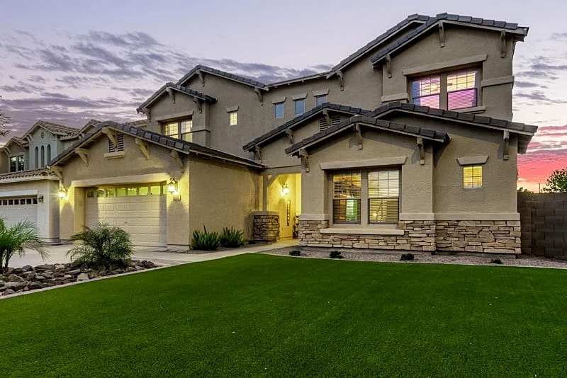 Enormous Family Fun House! Sparkling Pool. Sleeps 10. in Gilbert, Arizona, United States — photo 3