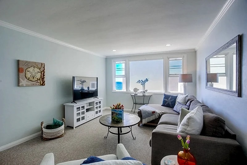 Jewel at Windansea: A charming ocean view 2nd floor 2bd- 1ba condo in San Diego, California, United States — photo 2