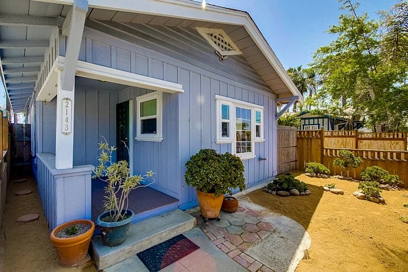 OB Family Retreat - Great for a large family in the Heart of Ocean Beach. in San Diego, California, United States — photo 3