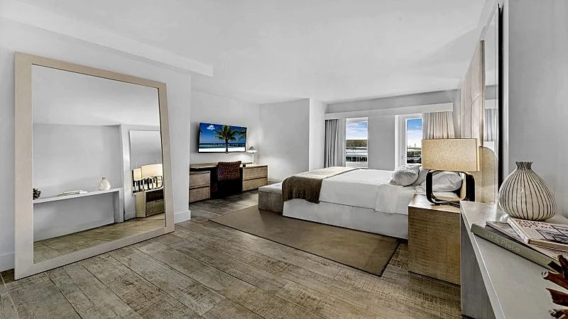 1 HOTEL & HOMES 945 in Miami Beach, Florida, United States — photo 5