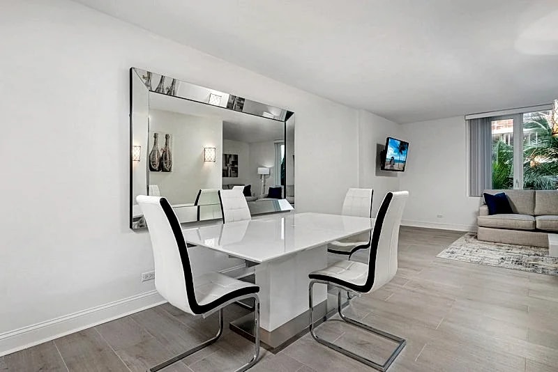 Pool & Direct Beach Access Oceanfront Condo at Roney Palace in Miami Beach, Florida, United States — photo 5