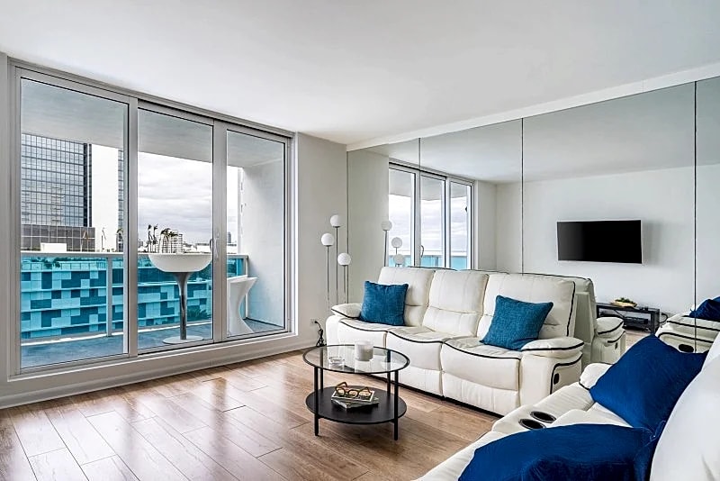 1 Bedroom Private Residence at Roney Palace in Miami Beach, Florida, United States — photo 2