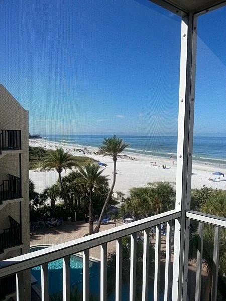 Spectacular Beach View! Right on Beach! Amazing views!! in Siesta Key, Florida, United States — photo 4