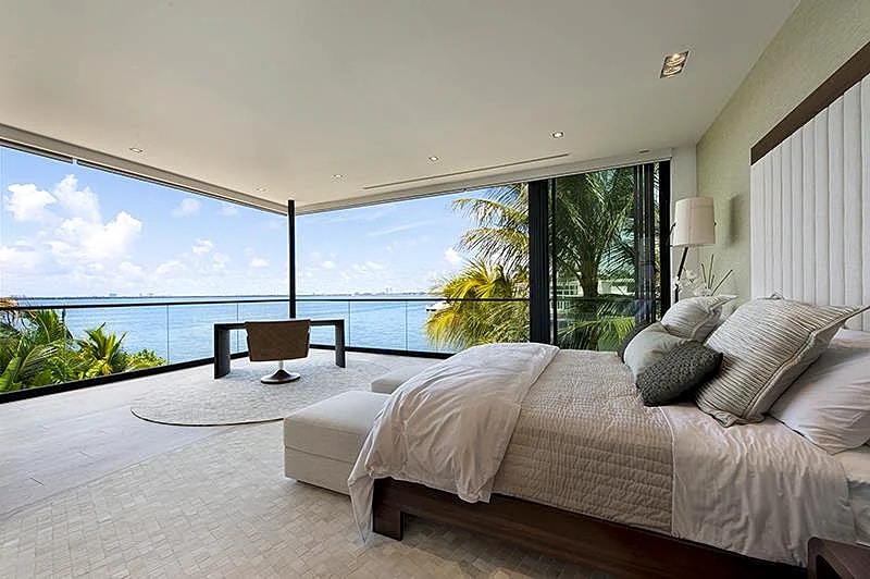 VILLA SAN REMO in Miami Beach, Florida, United States — photo 2