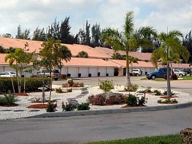 00071 in Naples, Florida, United States — photo 3