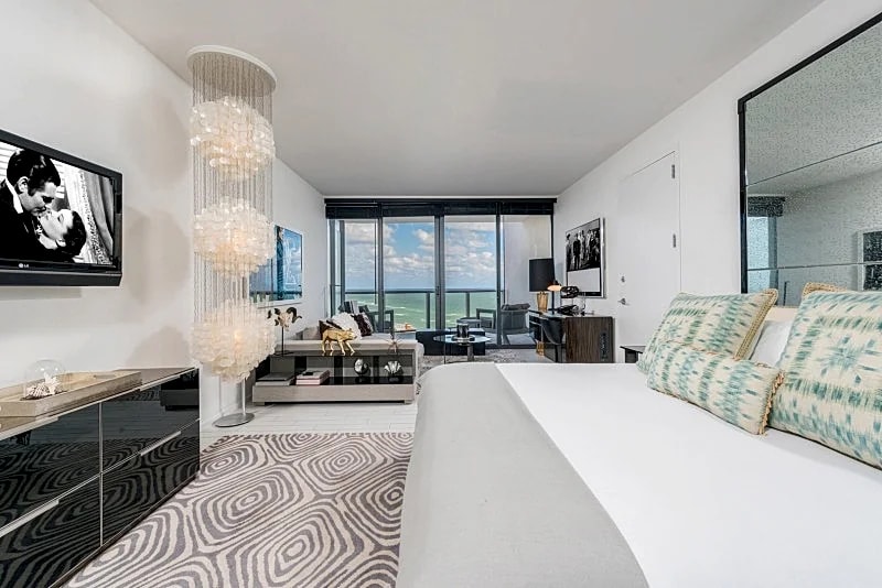 W SOUTH BEACH 1227 in Miami Beach, Florida, United States — photo 2