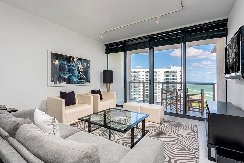 W SOUTH BEACH 1415 in Miami Beach, Florida, United States — photo 2
