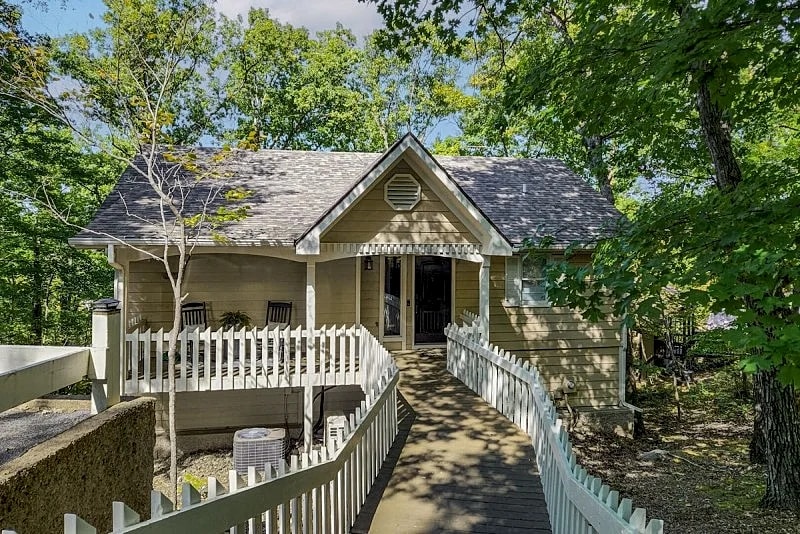 Deja Too - Gorgeous Two-Level Margaritaville Estates Home!