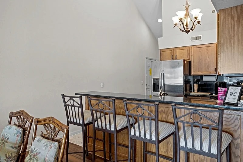 Cedar Glen 133-4A - Large Top Floor Unit on the Quiet Side! in Camdenton, Missouri, United States — photo 3
