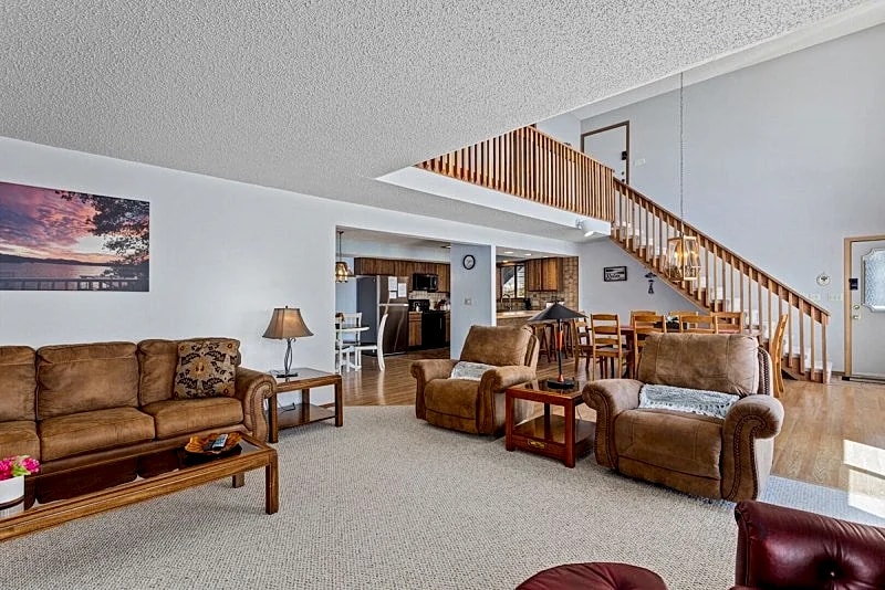 Teak Village 1 - Beautiful Waterfront Family Lake Home! in Lake Ozark, Missouri, United States — photo 5