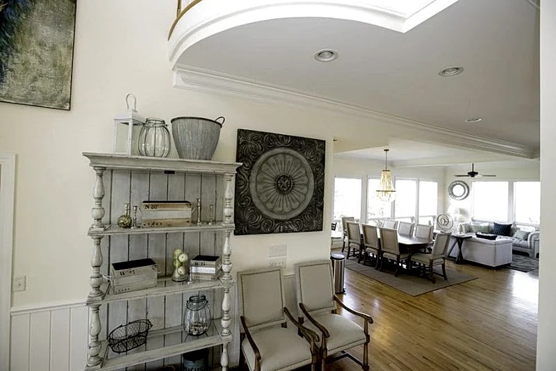 Gypsy Tide - Event Friendly Ocean Front Paradise - 6 Bedroom Sleeps 15 with Elevator in Folly Beach, South Carolina, United States — photo 4