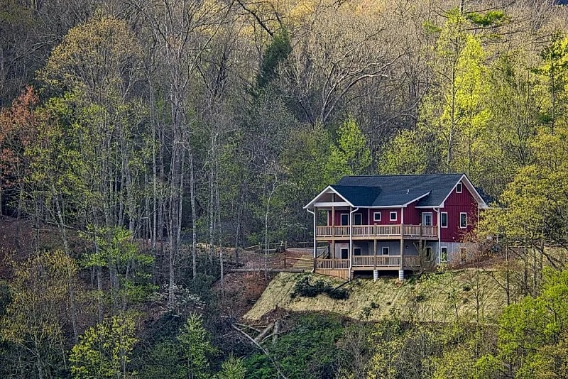 RiverHaven Mountain Retreat ,Views - Winter Rates in Marshall, North Carolina, United States — photo 2