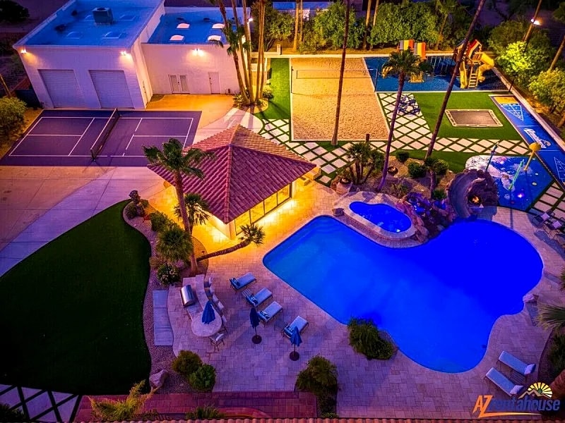 3Mill$Waterslide Paradise+Vball+IndoorBball+Golf in Glendale, Arizona, United States — photo 5